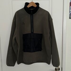 NIKE ACG OLIVE GREEN QUARTER ZIP